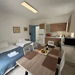 Dimos Apartment *