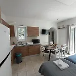 Dimos Apartment *