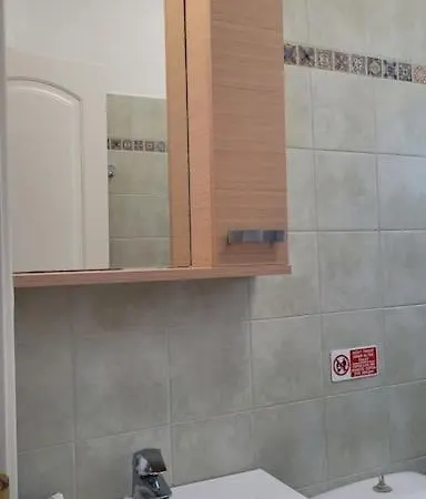 Apartment Dimos *
