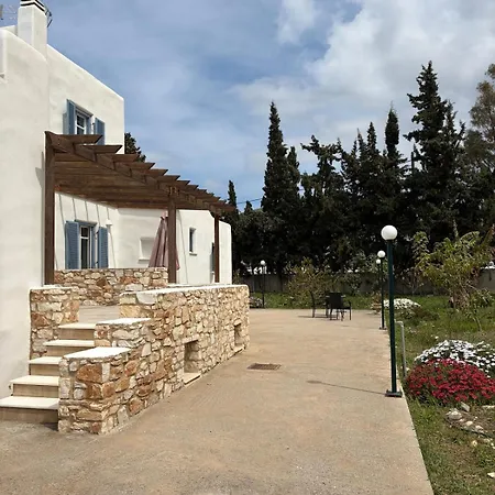Kaniaris Olive Garden House * Парос