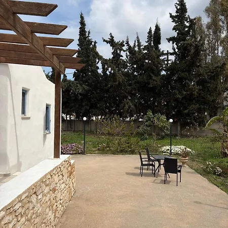 Kaniaris Olive Garden House * Парос