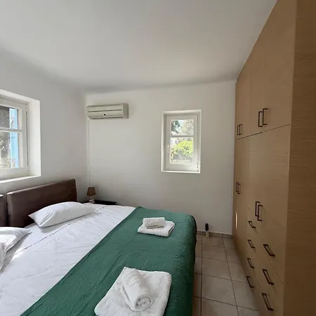 Kaniaris Olive Garden House Парос