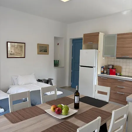 Kaniaris Olive Garden House Парос
