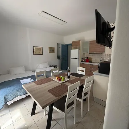 Апартаменты Kaniaris Olive Garden House