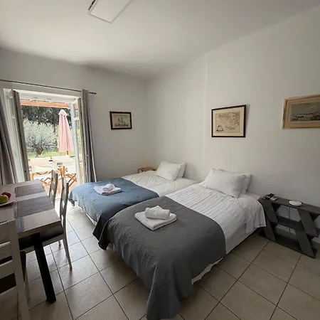 Kaniaris Olive Garden House Daire